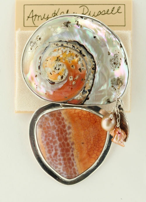 Shell & Fire Agate Pin-Pendant