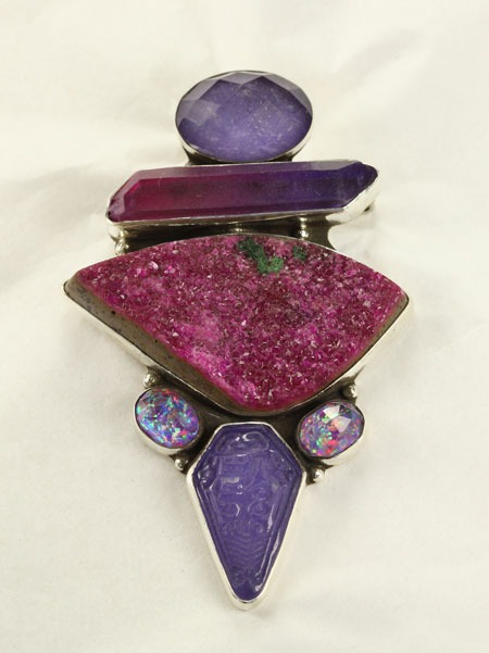 Aura Crystal Pin-Pendant
