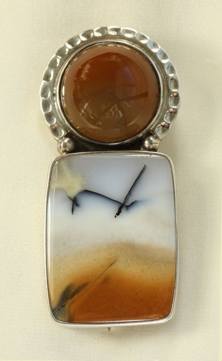 Carnelian & Chalcedony Agate Pin-Pendant