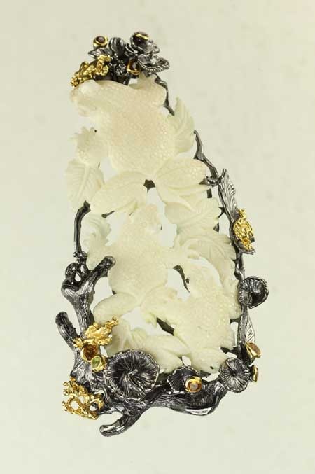 Carved Bone Frog Family with Jewels