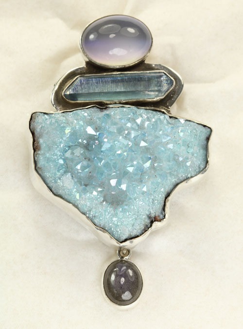 Aura Crystal & Moonstone Pin-Pendant