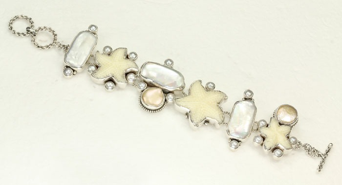 White Starfish & Pearl Bracelet--LAST ONE AVAILABLE