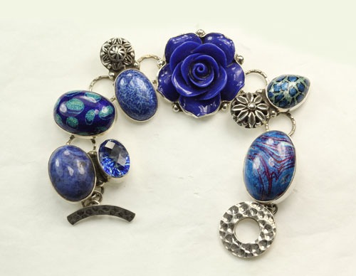 Carved Coral & Agate Bracelet