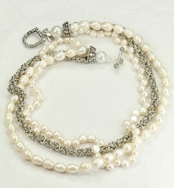 Lovely White Pearl Necklace
