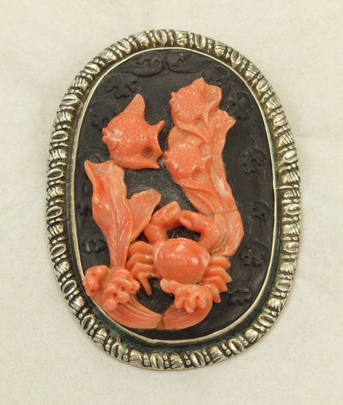 School of Fish Pin-Pendant