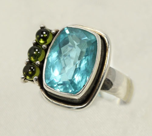 Blue Quartz & Peridot Ring