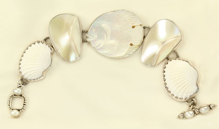 Summery White Fish Bracelet