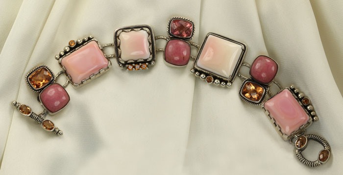 Shell, Rhodonite, & Quartz Bracelet