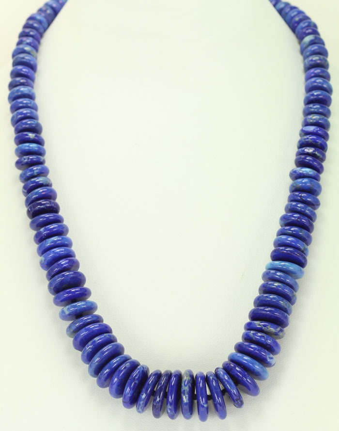 Graduated Howlite Discs Necklace