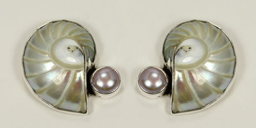 Amy Kahn Russell White Shell Bracelet