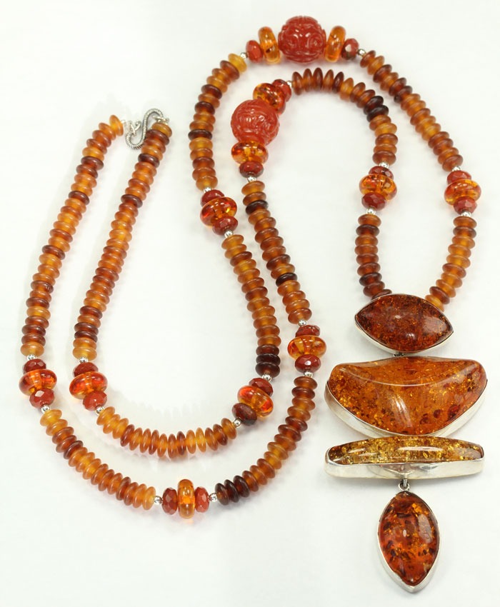 Amber Pendant on Carnelian & Amber Beads