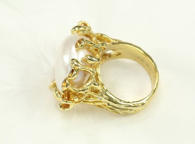 White Fresh Water Pearl Ring with Citrine