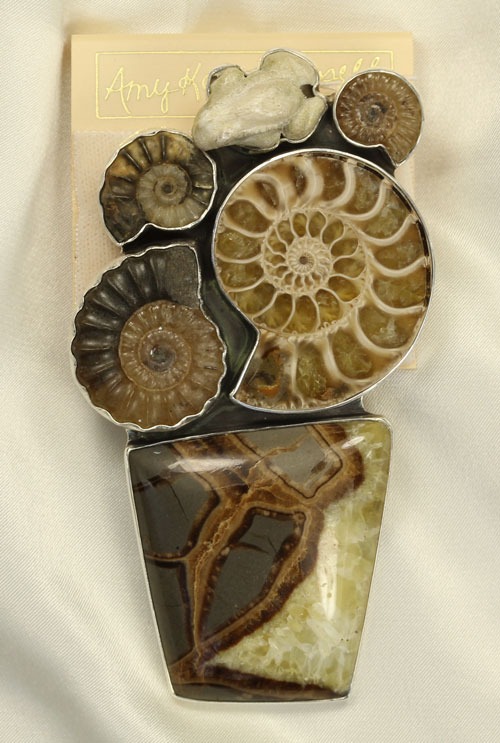 Amy Kahn Russell Baccuceras & Ammonite Fossil Pin-Pendant