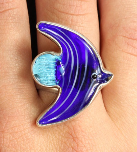 Charles Albert Hand-Made Austrian Glass Fish Ring