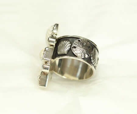 Echo of the Dreamer Shell Statement Ring with Botticelli Style Band