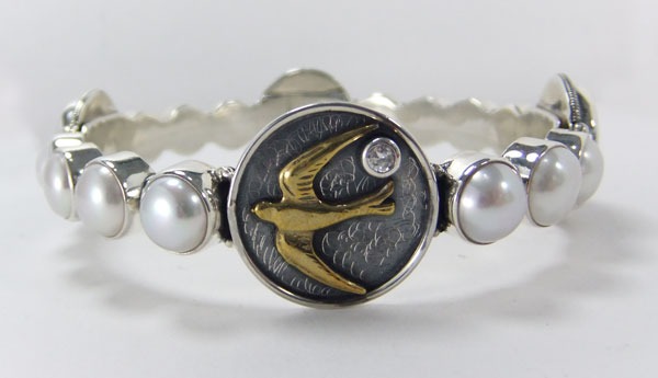 Mars & Valentine Bird Medallion Bangle with Pearls
