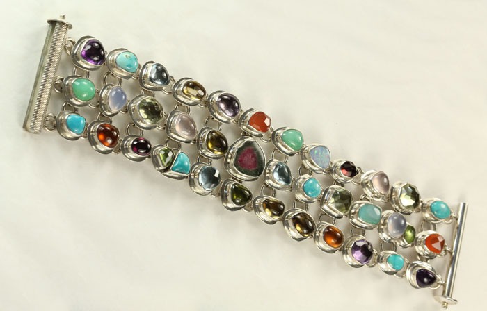 Echo of the Dreamer Jewel Encrusted Dreamer Bracelet