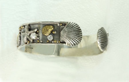 Petite Botticelli Cuff