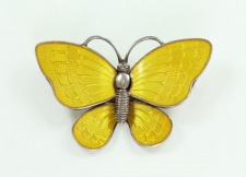 Designer Pins & Pendants