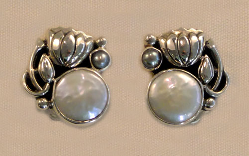 Sterling Silver Tulip & Coin Pearl Clip Earrings
