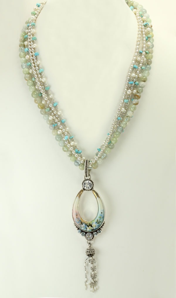Mars & Valentine Vintage English Porcelain Horseshoe Necklace