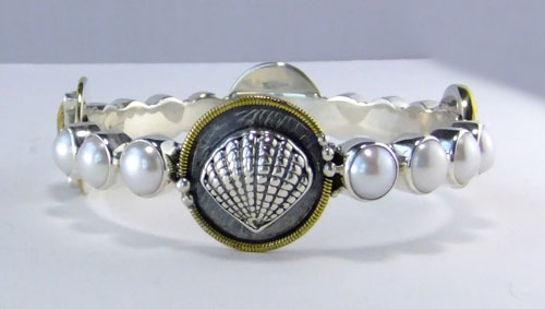 Mars & Valentine Undertow Bangle with Pearls