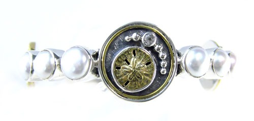 Mars & Valentine Undertow Bangle with Pearls