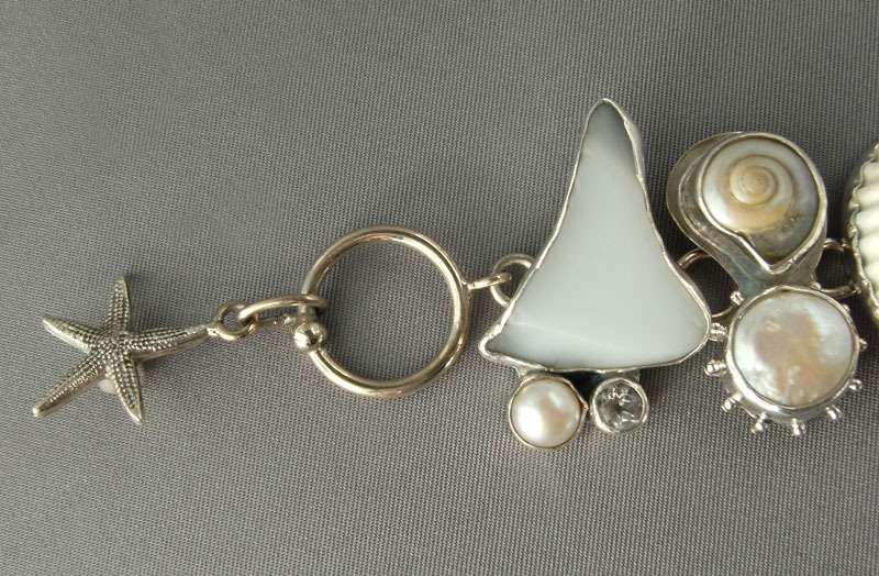 Mars & Valentine Elegant Gray Sea Glass Bracelet