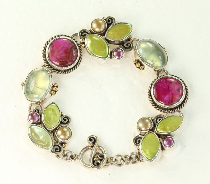 Echo of the Dreamer Raspberry Agate & Pearl Bracelet