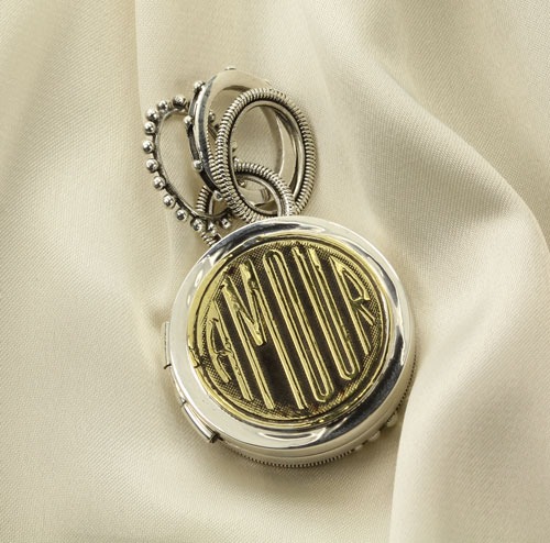 Amour Locket