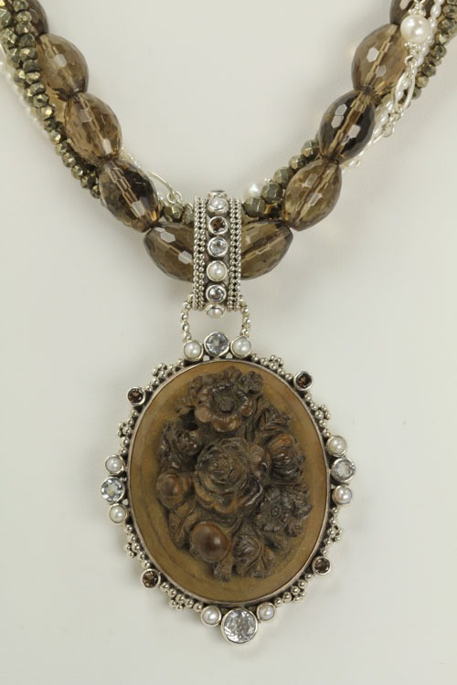 Antique Vulcanite Primrose Cameo Necklace