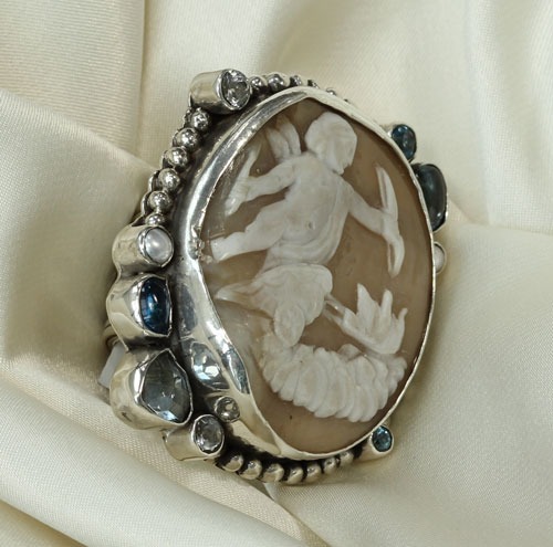 Antique Eros Cameo Ring