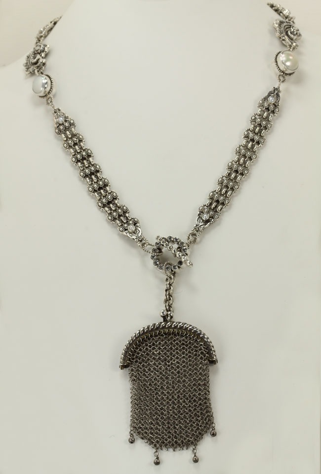 MARS & VALENTINE Antique Victorian Purse Statement Collar
