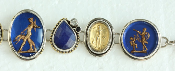 Mars & Valentine Blue Goddess Diana Bracelet