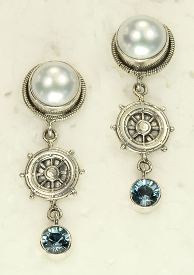 Mars & Valentine Delicate Pearl Post Dangles