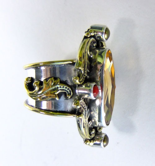 Mars & Valentine Coral & Green Pearl with Austrian Glass
