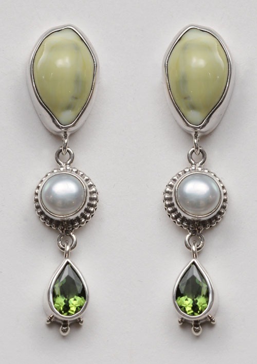Green Pearl, Phrenite, & Shell Bracelet with Peridot