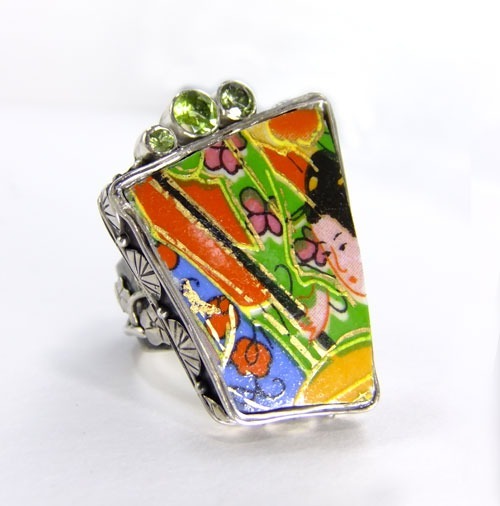 Hand Painted Vintage Geisha Tile Ring