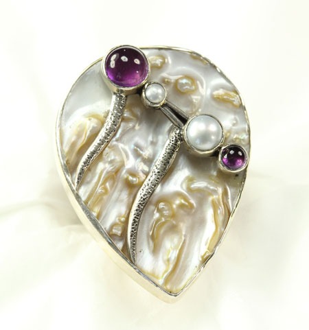 Echo of the Dreamer Mother of Pearl Leaf Ring