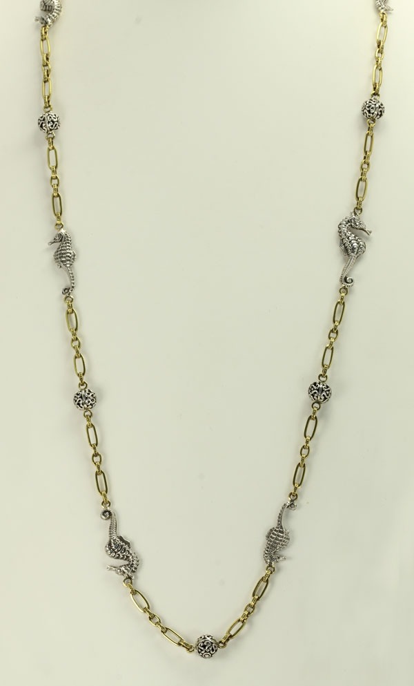 Mars & Valentine Seahorse Necklace