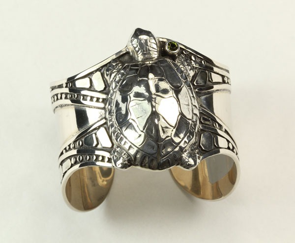 Mars & Valentine Sterling Silver Turtle Statement Cuff