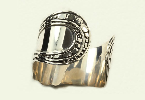 Mars & Valentine Sterling Silver Turtle Statement Cuff