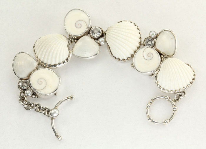 Echo of the Dreamer Large White Shell Clip Dangle Earrings