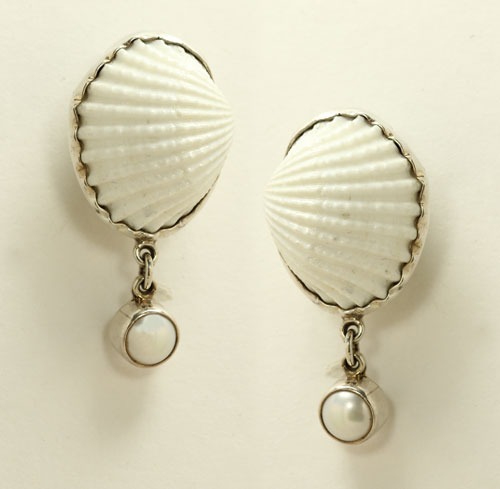 Echo of the Dreamer Large White Shell Clip Dangle Earrings