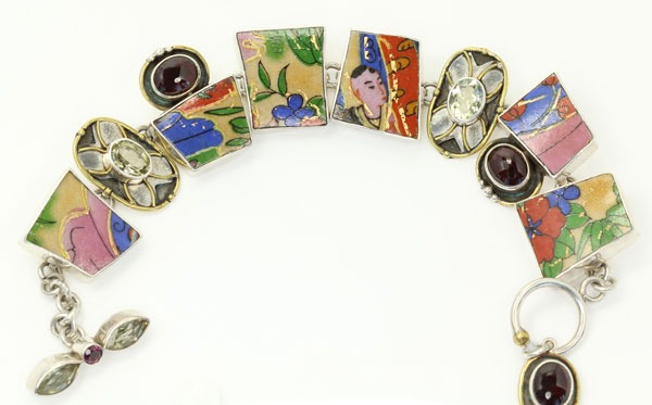 Mars & Valentine Red & Blue Vintage Asian Tile Bracelet