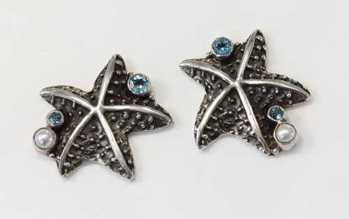 Mars & Valentine  Silver Starfish Post Earrings 