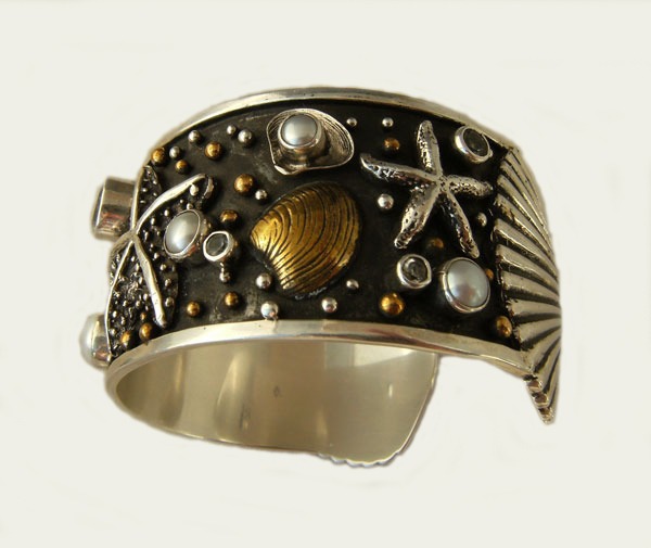 Mars & Valentine Botticelli Cuff with Brass Starfish