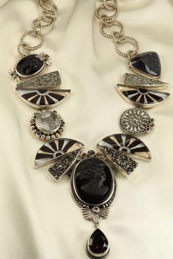 MARS & VALENTINE Double Cameo Collar--ORIGINALLY $996.00