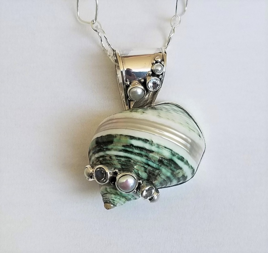 Large Natural  Turbo Shell Pendant Necklace 