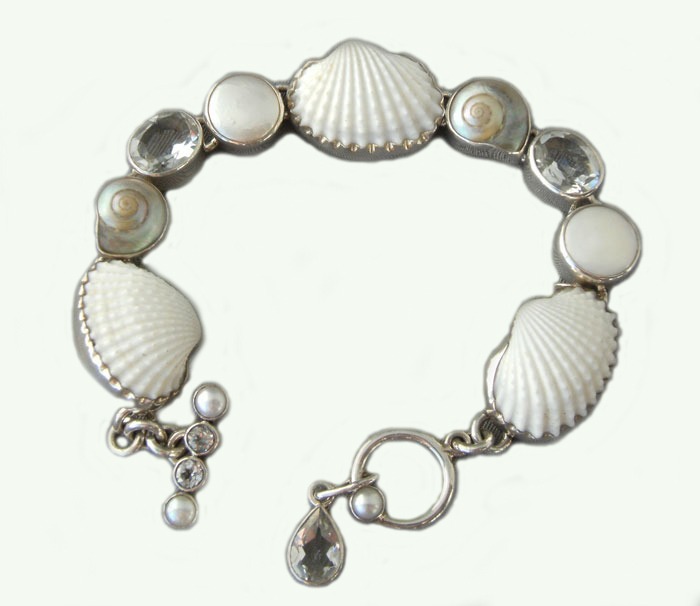 Echo of the Dreamer White Sand Bracelet
